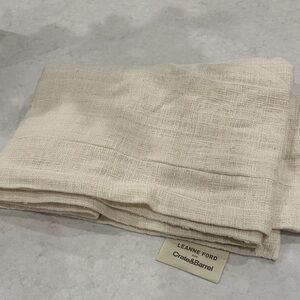 crate barrel table runner